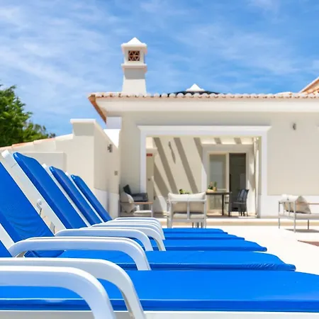 Sea View Villa *
